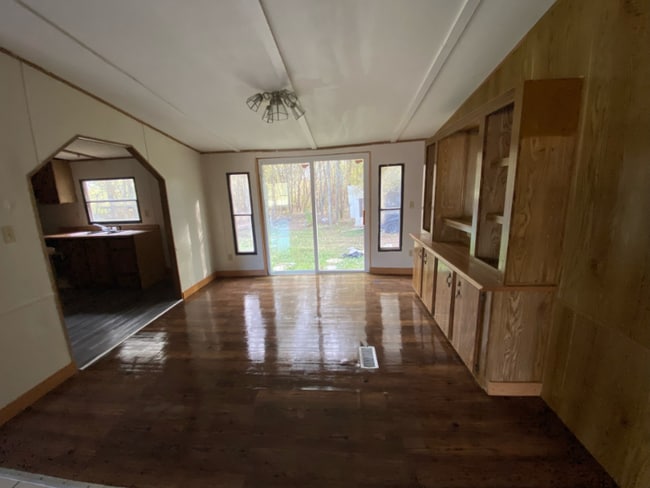 Building Photo - 3143 Eddy Gatesville Pkwy