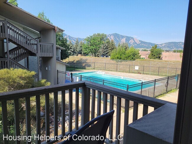 Foto del edificio - 2 br, 2 bath House - 625 Manhattan Place #208