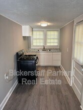 Building Photo - 3011 18th Ave