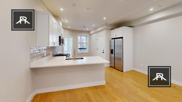 Building Photo - 3 bedroom in Allston MA 02134