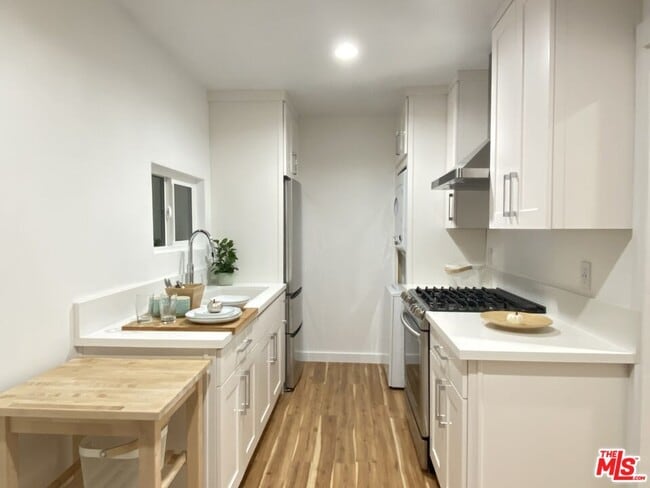 Building Photo - 2948 Exposition Blvd