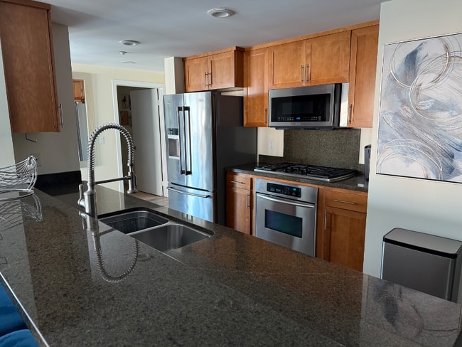 Photo - 400 W Ocean Blvd Apartment