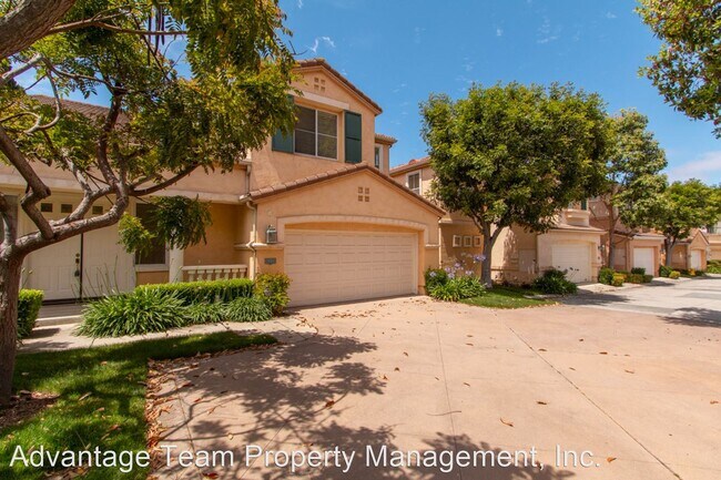 Building Photo - 3 br, 2.5 bath House - 5321 Renaissance Av...