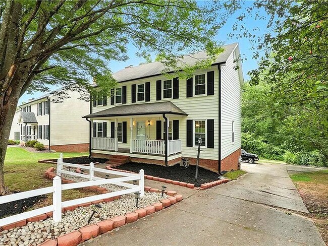 Building Photo - Earn Wealth While Leasing - Like a Homeown...