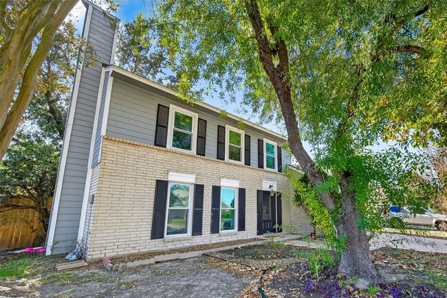 Foto del edificio - 13327 Harpers Bridge Dr