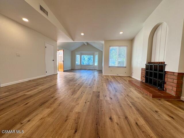 Foto del edificio - 5927 Dovetail Dr