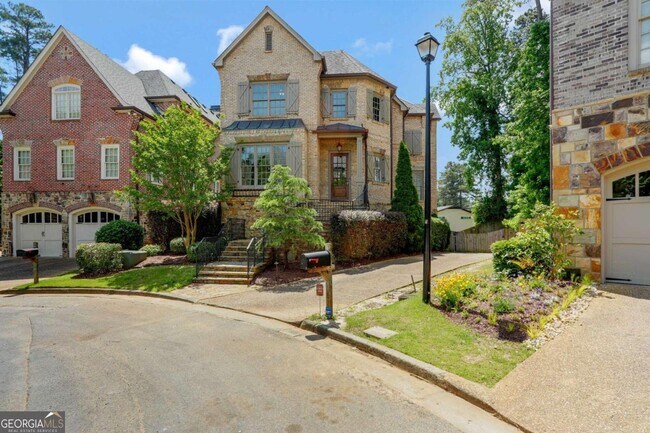 Building Photo - 1719 Buckhead Valley Ln NE