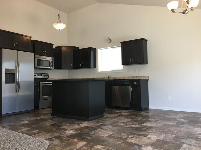 Foto del edificio - 3 Bed 3 Bath Single Family Home