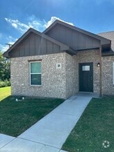 Building Photo - 1531 W Kilpatrick Ave