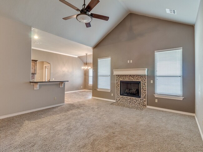 Foto del edificio - 3813 Normandy Rd