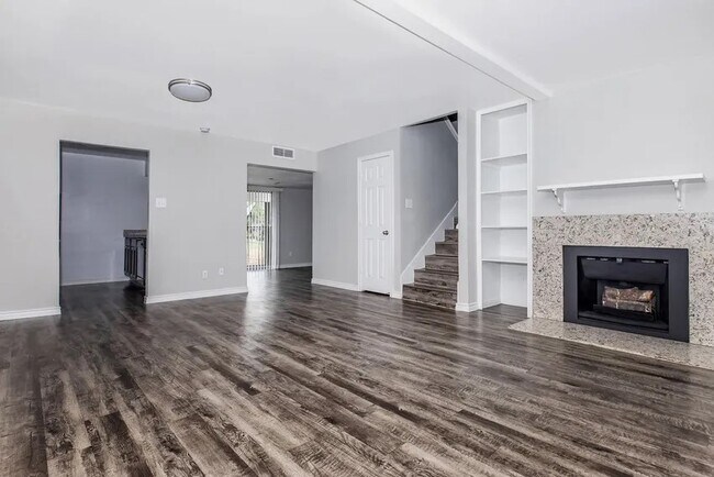 Foto del edificio - 4400 Memorial Dr