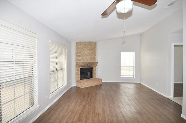 Foto del edificio - 2018 Cottage Oak Ln