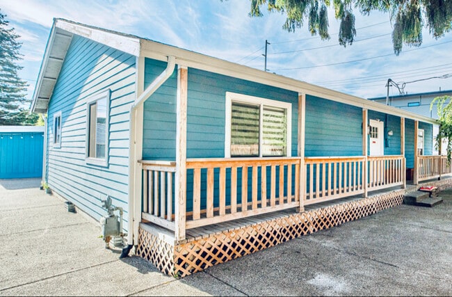 Building Photo - 509 Bridges Ave S