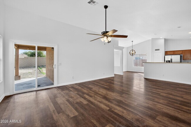 Building Photo - 2130 Sabino Ln