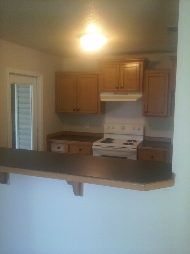 Building Photo - 1716 Deer St