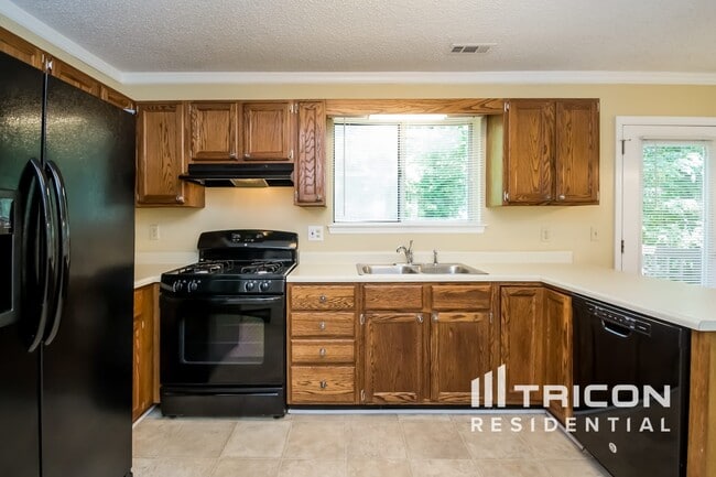 Building Photo - 2809 Cobb Place Manor Ct