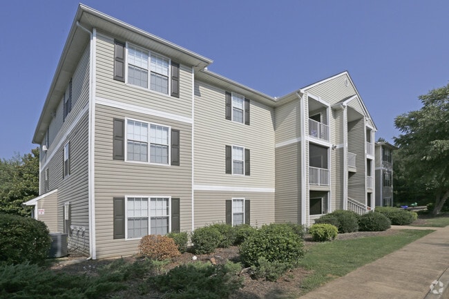 Building Photo - Clemson Ridge