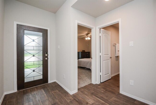 Building Photo - 40386 Blossom Vly Ln