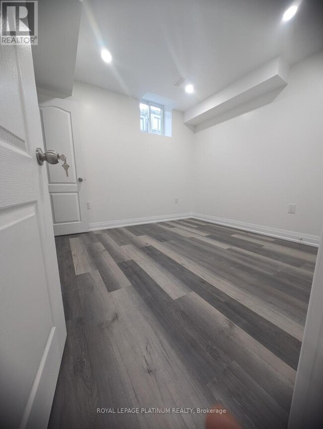 Building Photo - 16 Gatherwood Ter