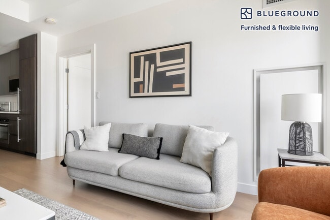 Building Photo - 775 Beacon St