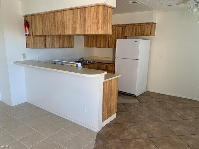 Building Photo - 2 br, 2 bath  - 6975 Dunsbach Way Apt 2