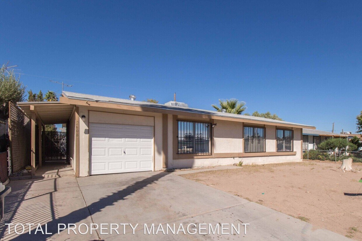 4 br, 2 bath House 2608 Lincoln Ave House for Rent in North Las