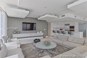 Foto del edificio - 3951 S Ocean Dr