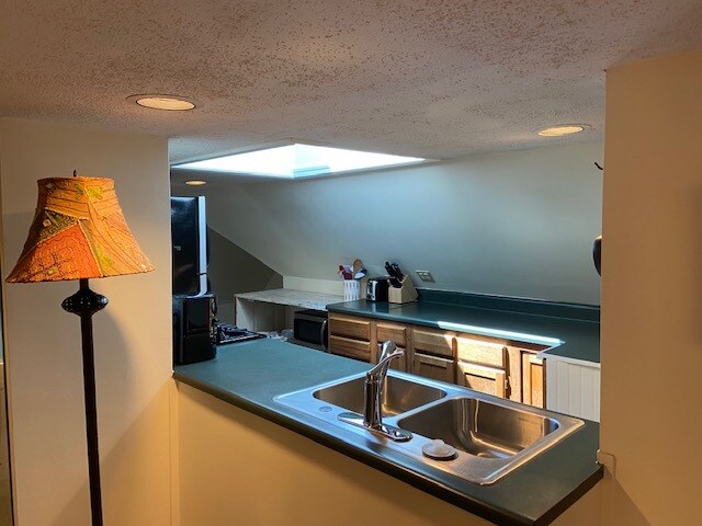 Kitchen - 120 W 26th St