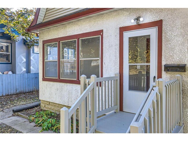 Foto del edificio - 3715 N Lyndale Ave