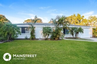 Building Photo - 229 SW Kentwood Rd