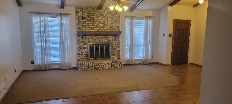 Primary Photo - 702 La Fonda Dr