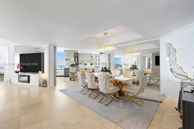 Foto del edificio - 848 Brickell Key Dr