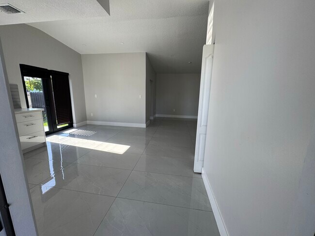 Foto del edificio - 12237 SW 193rd St