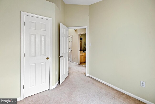 Building Photo - 18815 Harmony Woods Ln