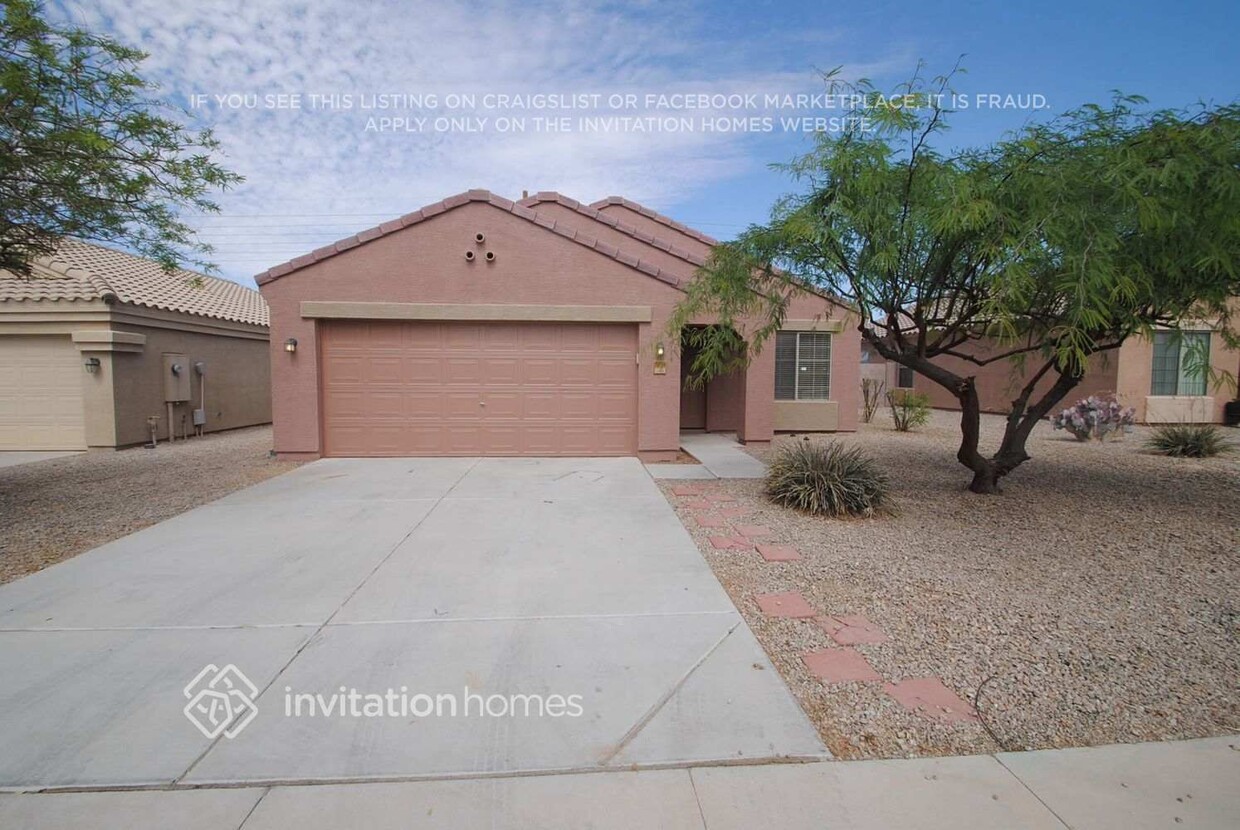 Primary Photo - 3208 S 162nd Ln