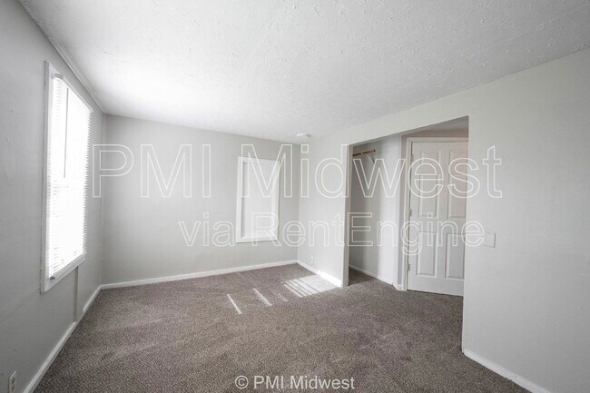 Foto del edificio - 2011 Applegate St