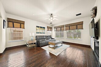 Building Photo - 22634 Cascade Springs Dr