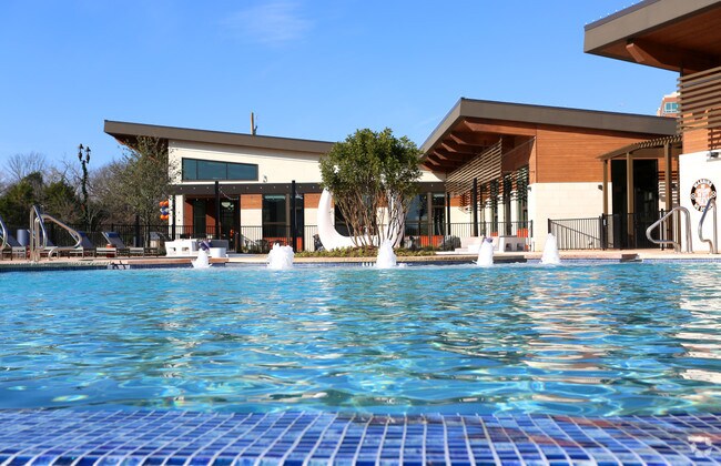 Reserve at Spring Creek Apartments - 2710 Routh Creek Pky Richardson ...