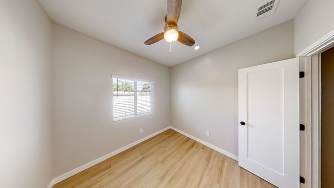 Foto del edificio - 4BD/2BA, Quick Walk to Campus!