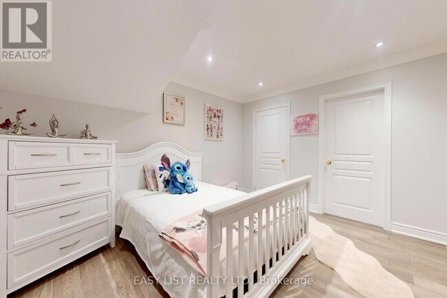 Photo du bâtiment - 6 Kingshill Rd