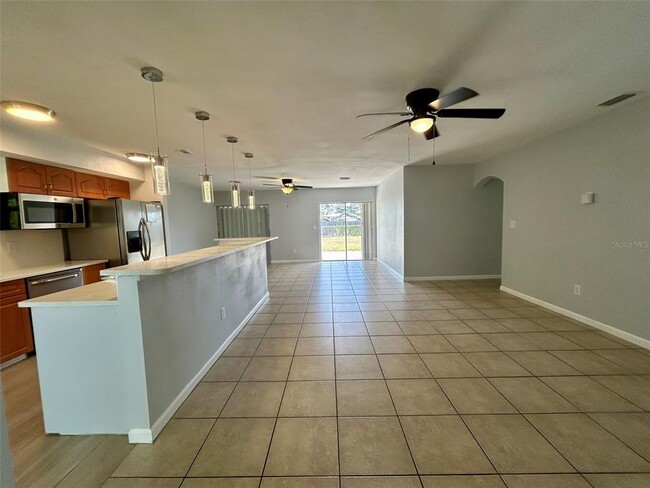 Building Photo - 3474 Norwick St