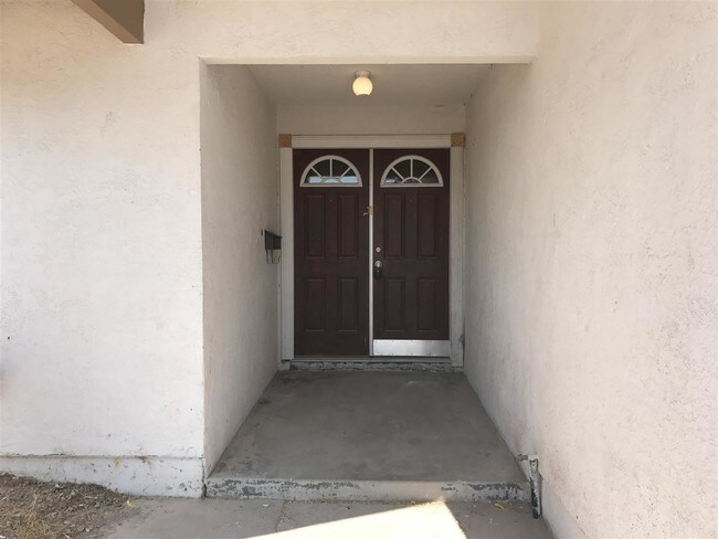 Building Photo - 5398 Latigo St
