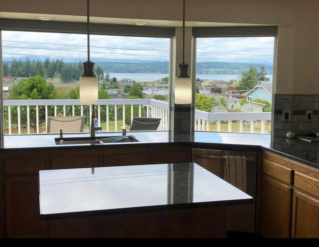 Building Photo - 37986 Hood Canal Dr NE