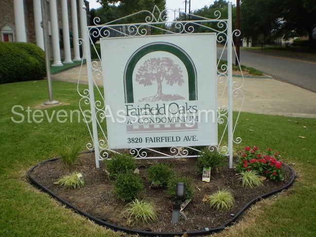 Building Photo - **ADORABLE 1/1 CONDO FAIRFIELD OAKS*