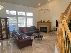 Building Photo - 5302 W Ted Wy