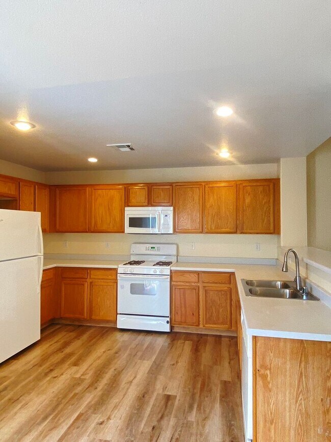 Foto del edificio - 9267 Glen Malone Ct