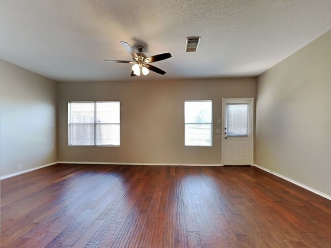 Building Photo - 2250 Prairie Forest Tr