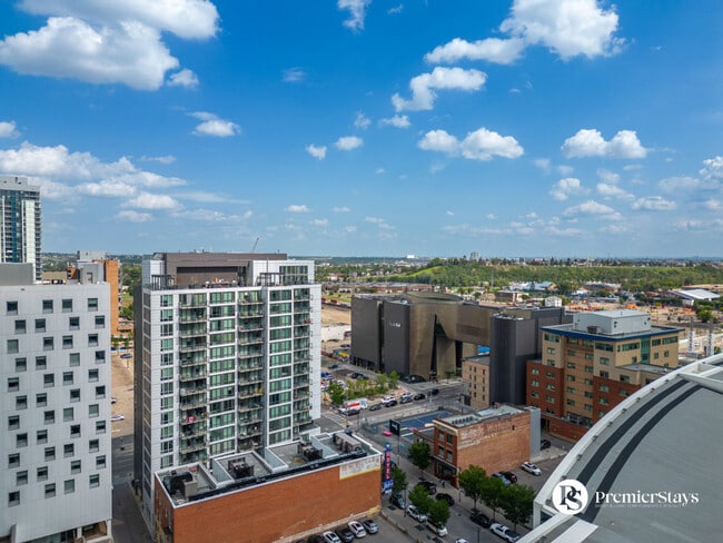 Photo du bâtiment - 434-438 8 Ave SE