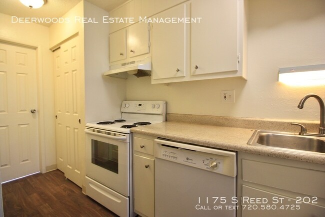 Foto del edificio - 1175 S Reed St