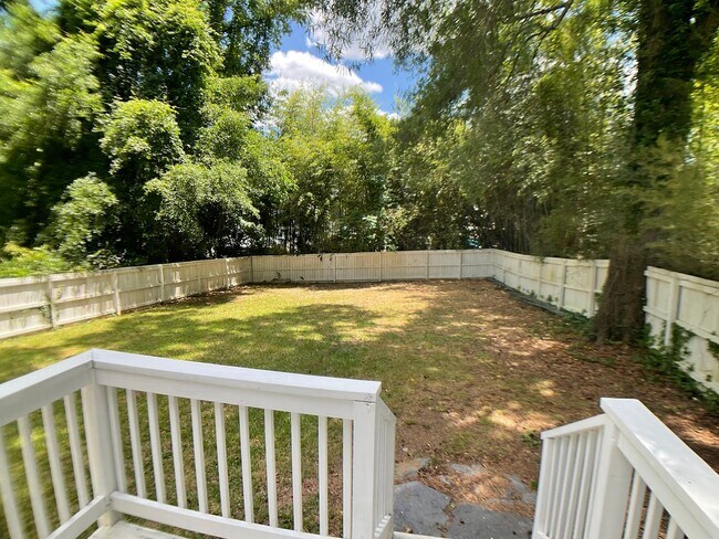 Building Photo - Adorable Bungalow Close to Duke, Restauran...